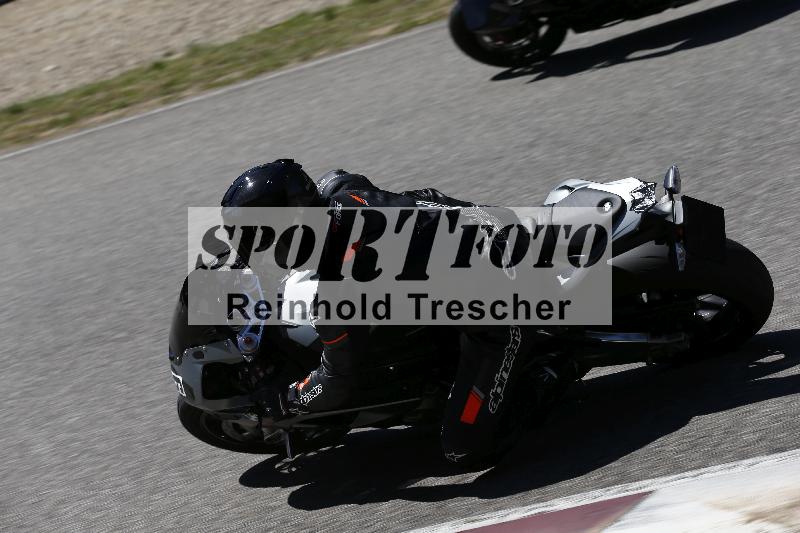/15 22.05.2026  Plüss Moto Sport  Discover the Bike ADR /Gruppe rot - Race 3/96